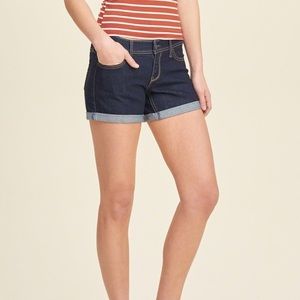 Hollister Midi Short